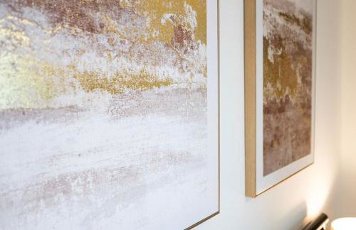 1BR River Retreat - Sleeps 4 - Parking - Foto 14