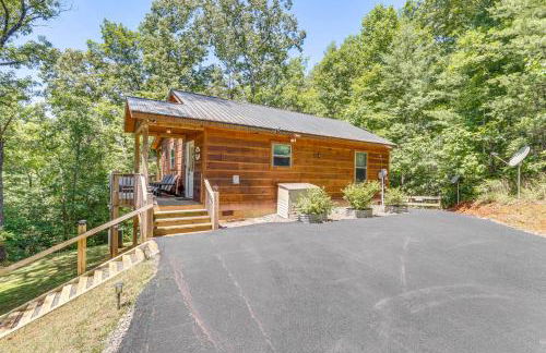 Private Hot Tub and EV Charger Cozy Murphy Cabin! - Foto 26