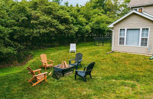 Gorgeous Cozy 5 Bedroom House with Hottub,Lake,Pool - Foto 4