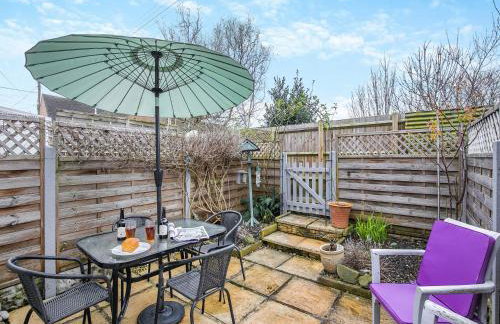 Crompton Cottage - Photo 13