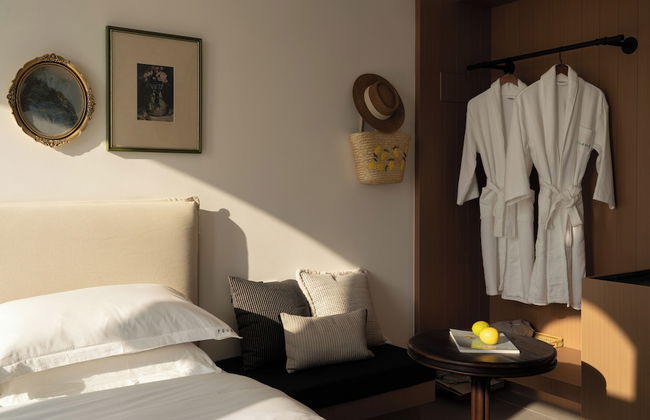 Miyue Roman Holiday Bubble Pool hotel - Photo 59