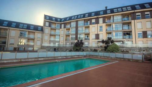 EnSAN CIPRIAN Con Playa Piscina y Parking - Foto 1