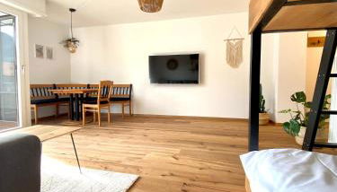 Best Butler Family & Friends mit Hund - Foto 4