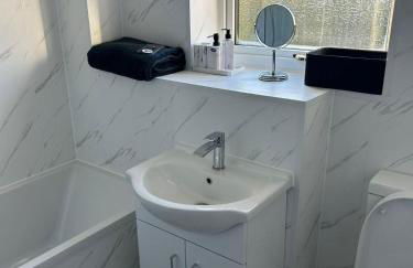 Peak District - 2 Beds - Sleeps 4 - Pet Friendly - Foto 79