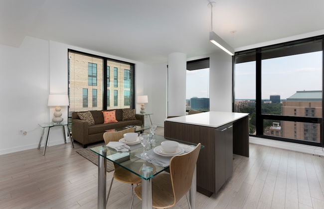 Global Luxury Suites at Reston Town Center - Photo 34