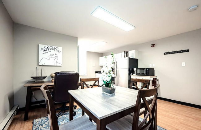 The Terrace at Park Place 2nd Floor Walk up -cozy 2 Bedroom Fast Wifi Free Coffee - Foto 5