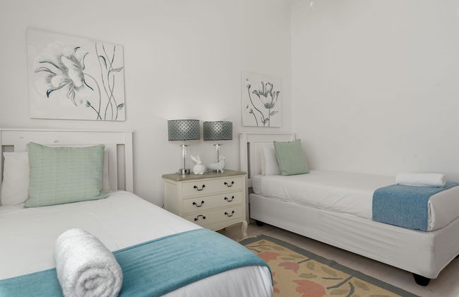 Clifton Steps 6 - Photo 9