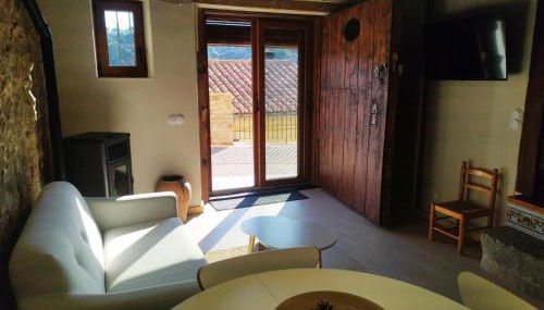 LA DULA, Casa Boutique en el casco antiguo y junto a la montaña - Foto 4