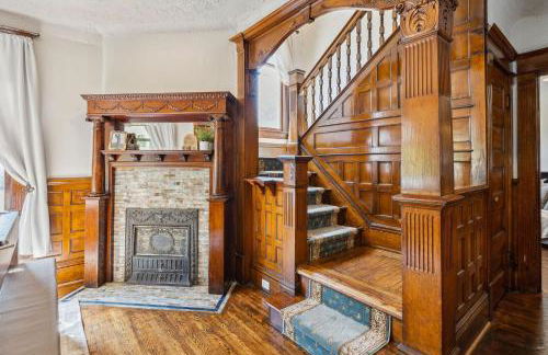 Meerkat Manor- 5 Min Drive to CLE Clinic - Foto 22