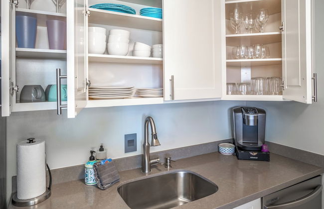 Sunny and Soothing Oceanfront Vistas - Foto 9