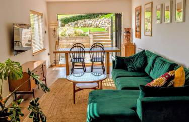 Fresh Modern Home, Stunning Views, Great Location - Foto 2