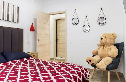 LUJO Parking, Proyector, Maquinita y Patinetes - Foto 31