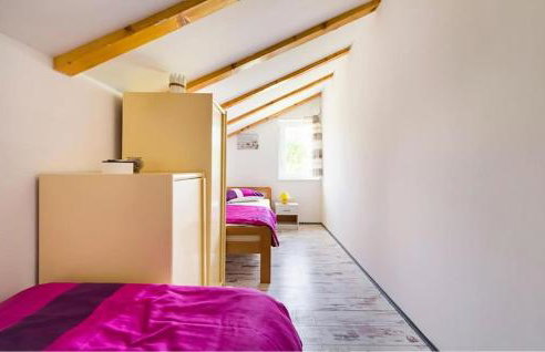 Cozy Home In Trilj With Private Swimming Pool, Can Be Inside Or Outside - Photo 17