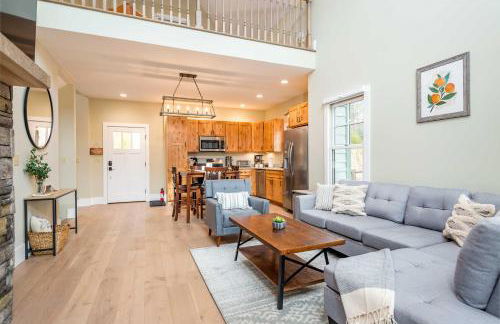 Game Room and Wraparound Decks Cullowhee Home! - Foto 5