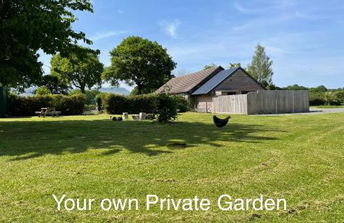 Spacious Cottage - Sleeps 4 - in the Black Mountains - Photo 9