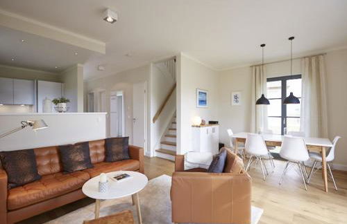 Reetland am Meer - Premium Reetdachvilla mit 3 Schlafzimmern, Sauna und Kamin E16 - Foto 1