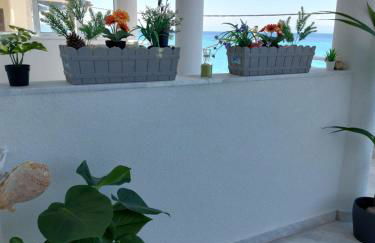 Nefeli Seaside Apartment Elegant Stay Near the Beach - Foto 39