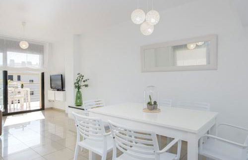 Milenial Immo Duplex con piscina a un paso del mar - Foto 14