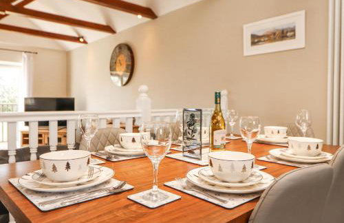 Squirrel Cottage - Photo 9