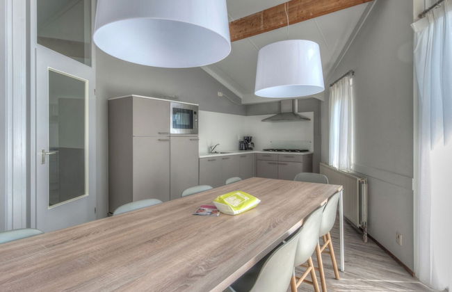 Bungalow Near Dutch Beaches & Nature Trails - Photo 18