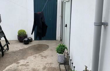 Seasalt Cottage - Modernised traditional cottage, Sleeps 5,short walk to beaches, town, amenities - Photo 14