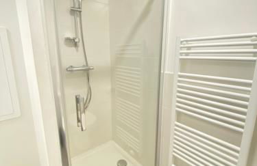 All Suites Appart Hôtel | Palaiseau - Massy TGV - Foto 126