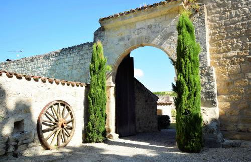 Castle Retreat near Villages - Foto 7