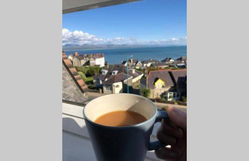 Romantic Chapel Retreat in Snowdonia - Sea Views & Serenity - Foto 21