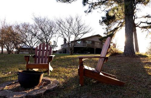 Kid and Pet-Friendly Lake Glamping in Tupelo, Mississippi - Foto 2