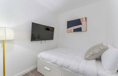 Spacious and bright in the heart of Brickell - Foto 18