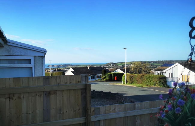 3-bed 5-6 Berth Modernised Bungalow! - Photo 1