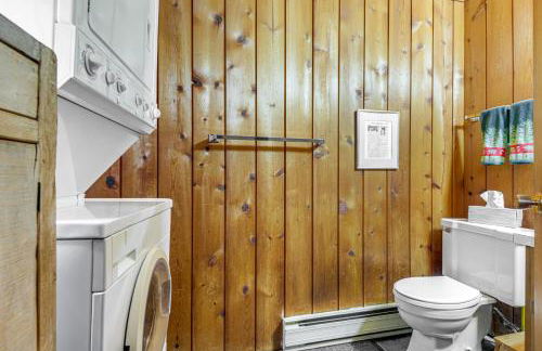 Ski, Hike and More! Year-Round Retreat in West Dover - Foto 12