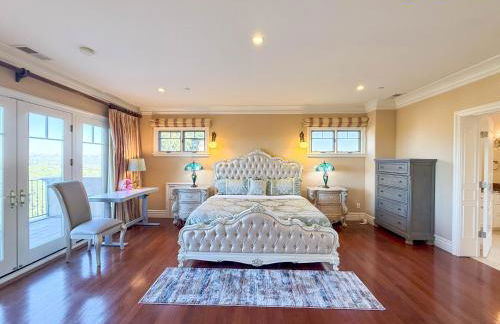 5BR Luxury with KTV, Pool, View, Near Stanford - Foto 25