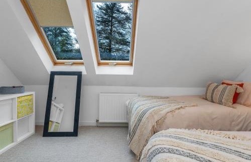 Cheerful Stays: 4 Bedroom Cottage in Arrochar - Foto 51
