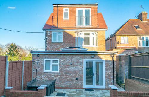 Newly Refurbished Modern 4 Bed Detached House ! - Foto 20