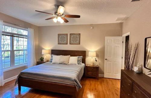 Canal-Front Home on 73ft Dock! - Foto 12