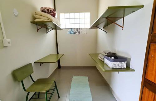 Casinha Amarela - anexo ao Camping Pé na Jaca - Foto 11