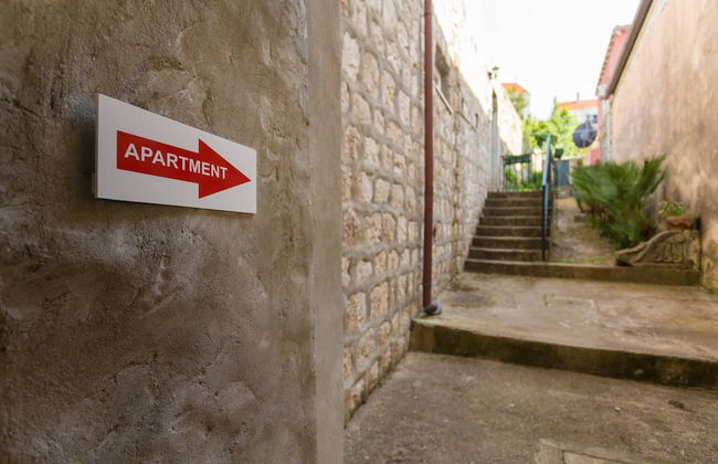 Dvori With Garden, Free Parking Next To Sea - Foto 30