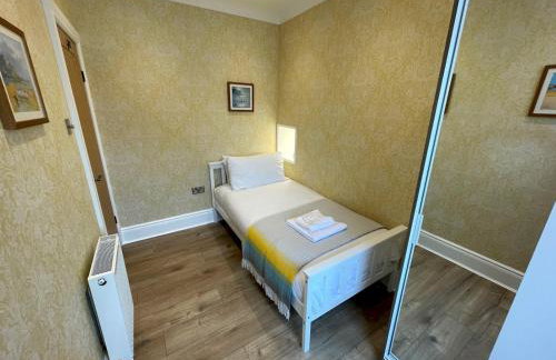 Beautifully Presented 3BR Luxury Apartment - Pass the Keys - Foto 17