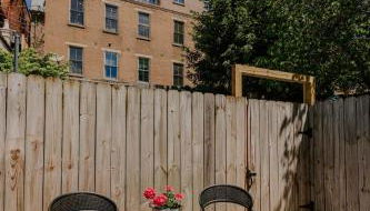 Stunning 4BR Townhome Rooftop City Views - Foto 3