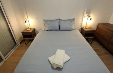 Elegant and comfortable 3 room, beach & transport within walking distance - Photo 15