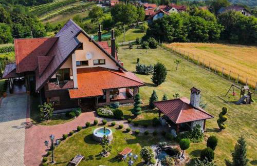 Dobranić - Kuća za odmor - Foto 1