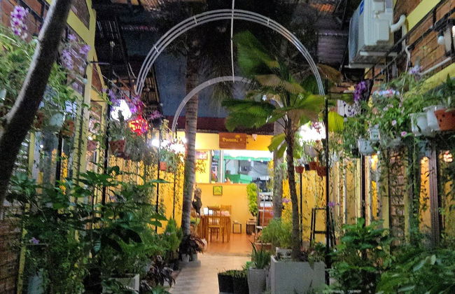 Tween House - Photo 30