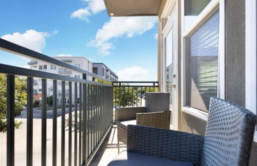 Comfy 2BR-Southtown Near Rvrwalk, Dome & Conv - Photo 21