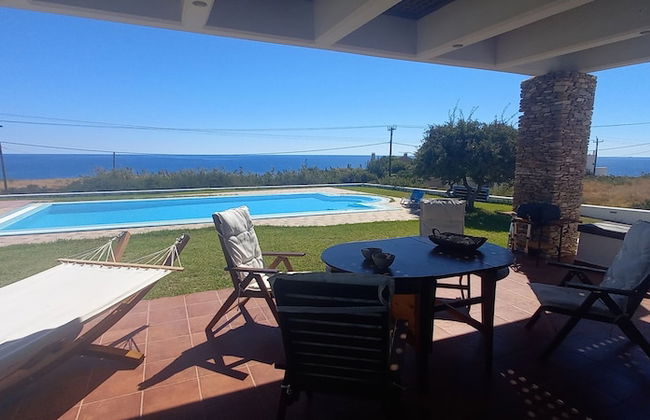 Cristelia Luxury Sea Front & Pool Villa - Foto 34