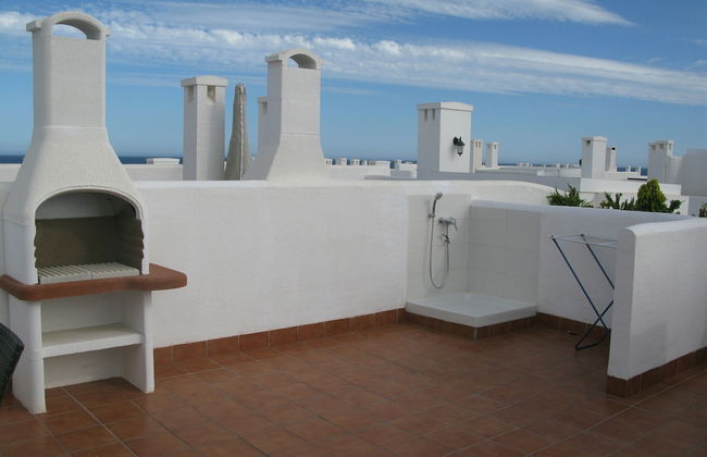 2 Room, Sleeps 4, Parking, 4 Pools, Sea 1st Line - Foto 29