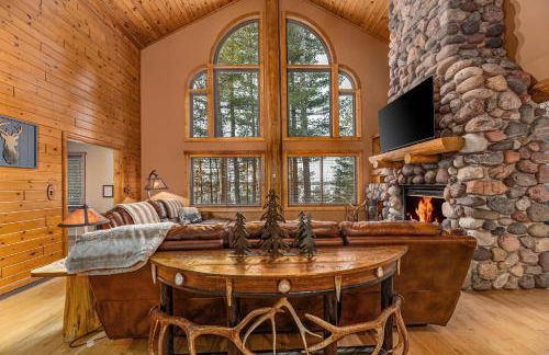 LogLand Lakehouse in Arbor Vitae WI - Foto 6