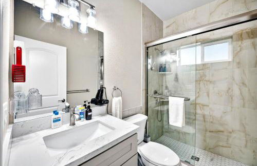 Cozy 3BR Backhouse and Near DTLA & Shops - Foto 6