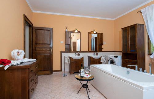 Activity and familiy Villa Milena with heated pool - Foto 14