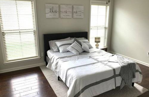 Peaceful 3BR/2BA Hidden Lake Home Near ACOM w/WiFi - Foto 3